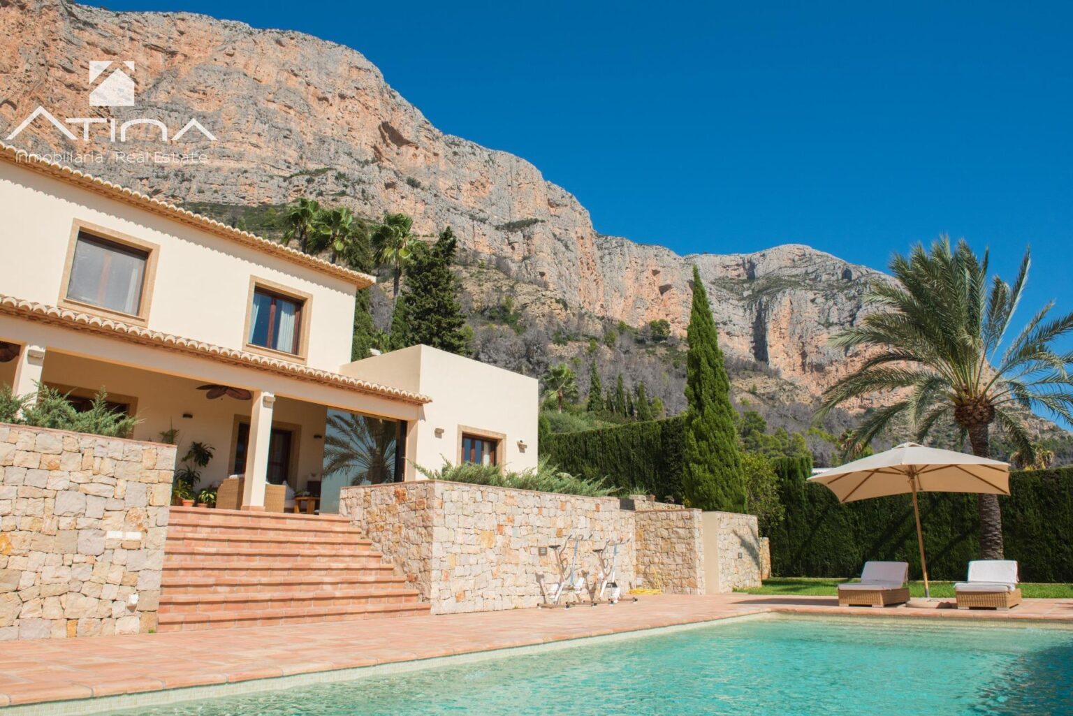 Villa en venta en el Montgó