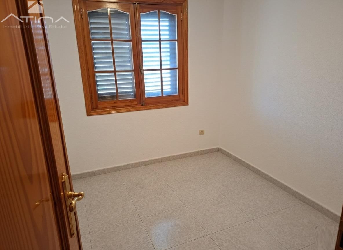 Elegante chalet estilo mediterraneo situado a tan solo 800 metros de la playa de Gandía