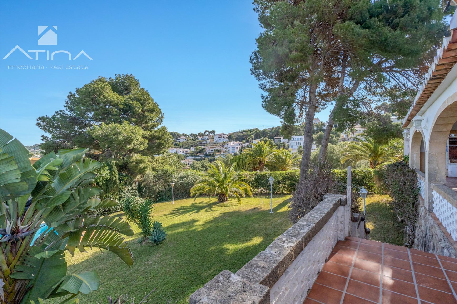 Impresionante villa con vistas increibles al mar en la urbanizacion el Tosalet