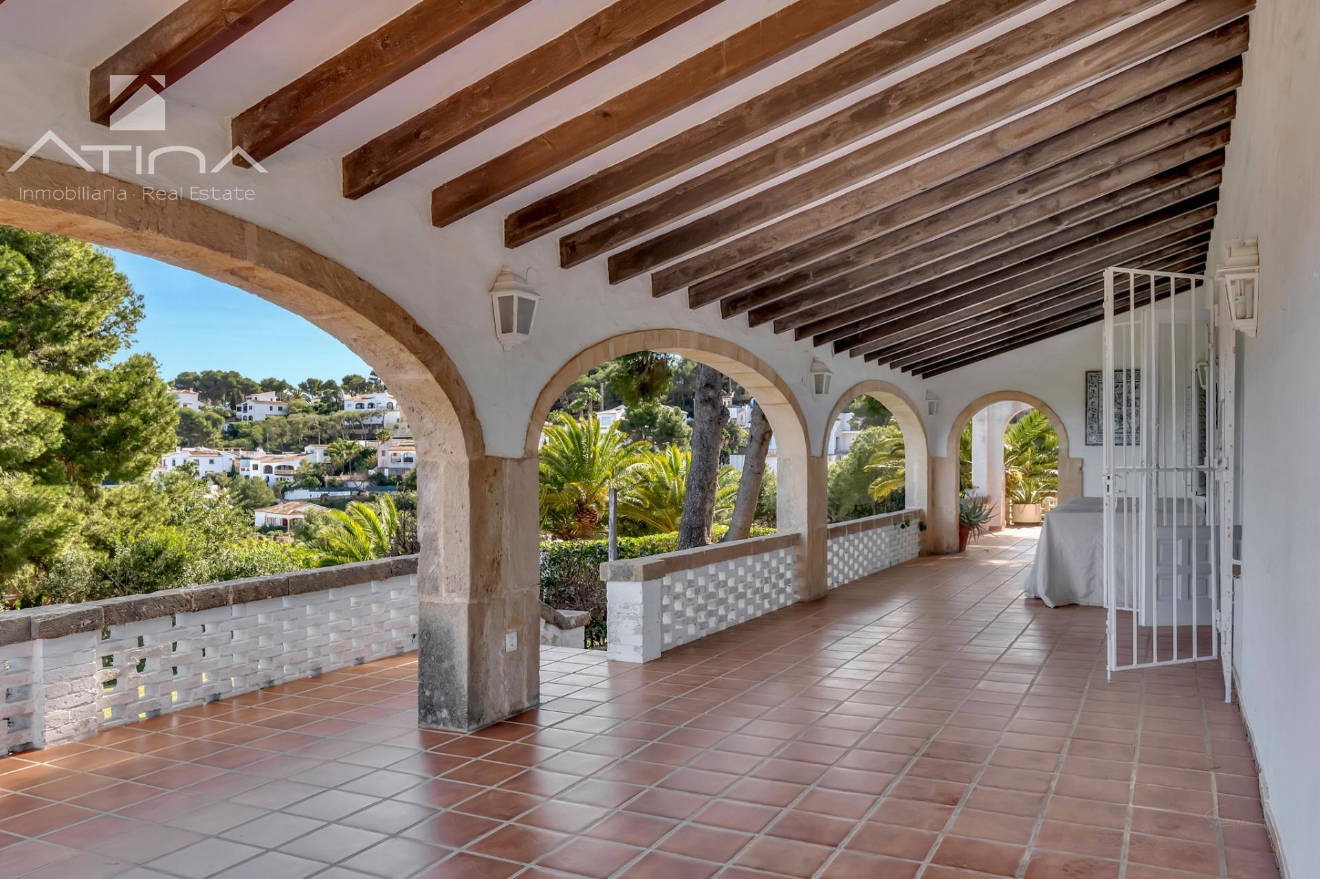 Impresionante villa con vistas increibles al mar en la urbanizacion el Tosalet