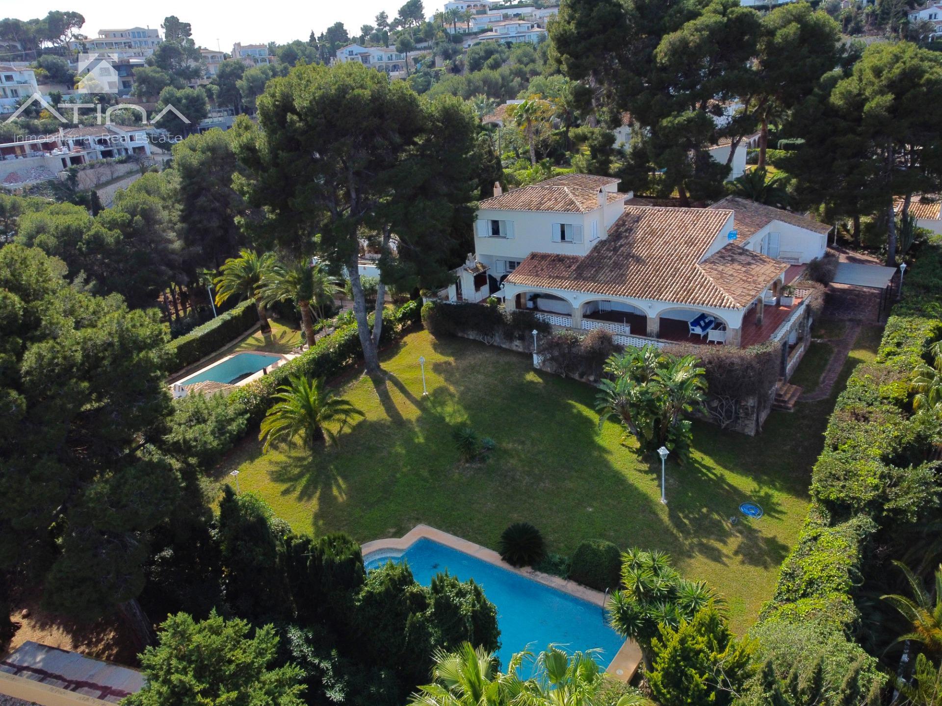 Impresionante villa con vistas increibles al mar en la urbanizacion el Tosalet