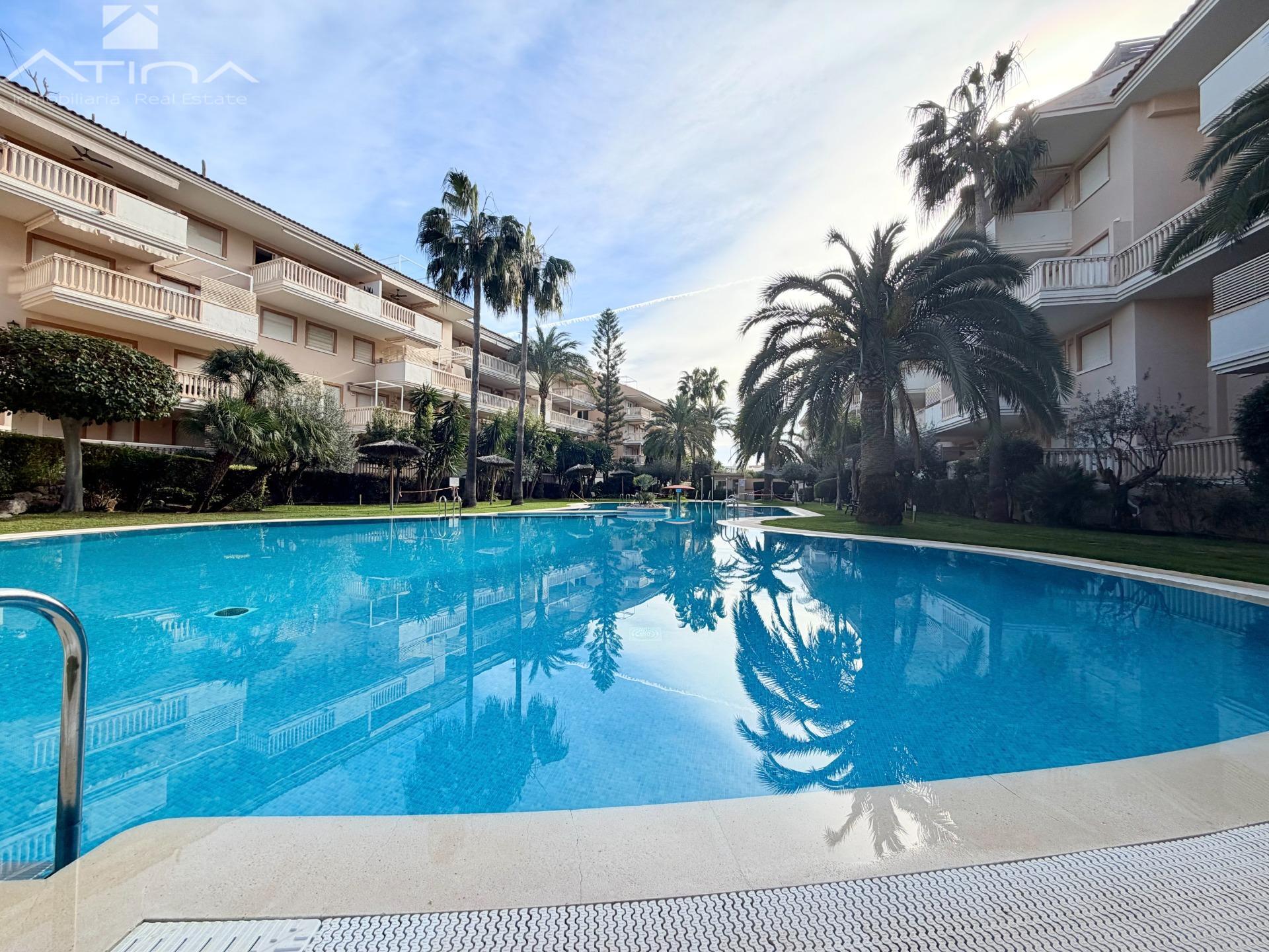 Apartamento situado en Jávea junto al Canal de la Fontana