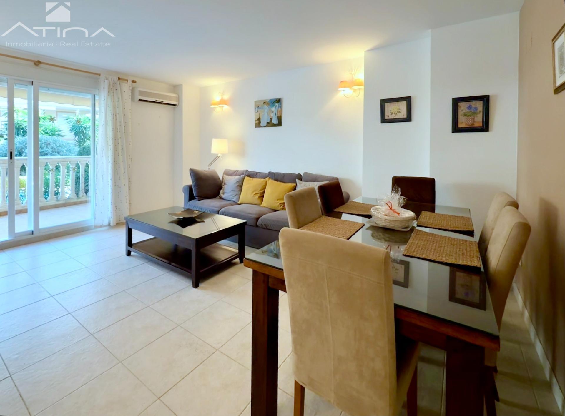 Apartamento situado en Jávea junto al Canal de la Fontana