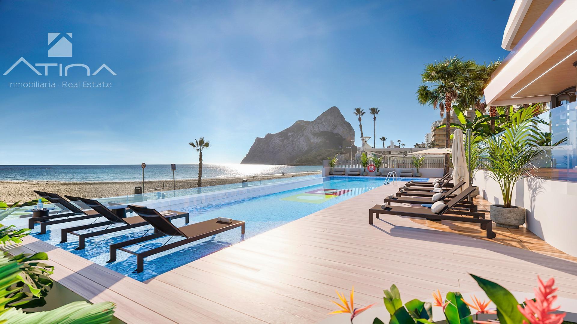 Apartamento de 3 dormitorios en primera línea de Calpe | Azure Icons