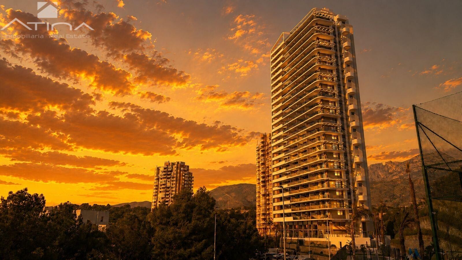 Viviendas exclusivas de obra nueva en Benidorm cerca del mar | Eagle Tower Playa Poniente