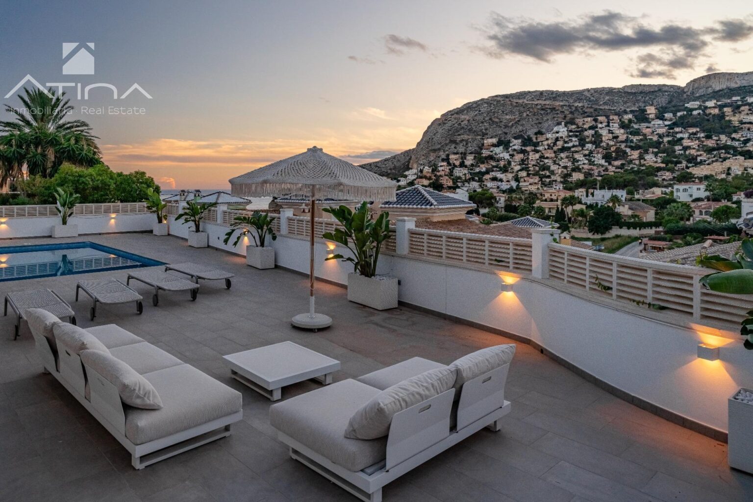 VILLA MEDITERRÁNEA EN CALPE